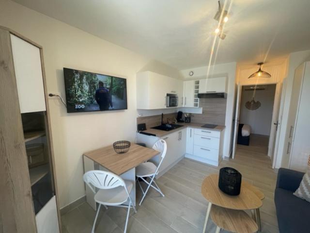 La Martina Apartment แซ็งต์-แมกซีม ภายนอก รูปภาพ