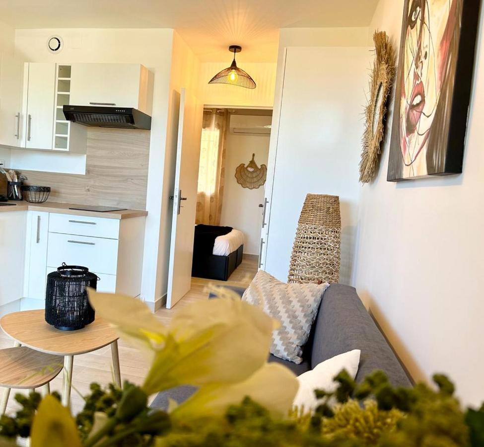 La Martina Apartment แซ็งต์-แมกซีม ภายนอก รูปภาพ