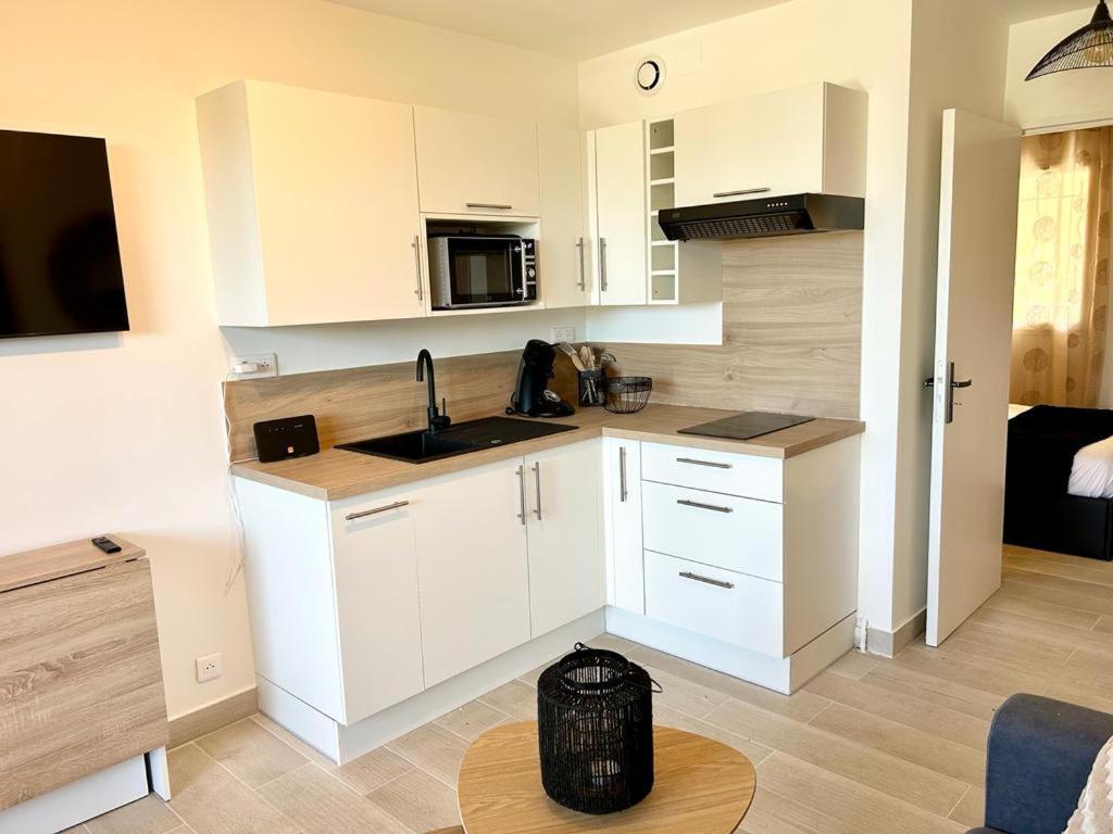La Martina Apartment แซ็งต์-แมกซีม ภายนอก รูปภาพ